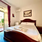 Rei's Place 3*