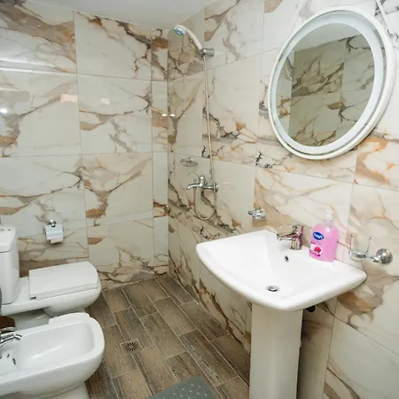 Rei's Place 3* Vlorë