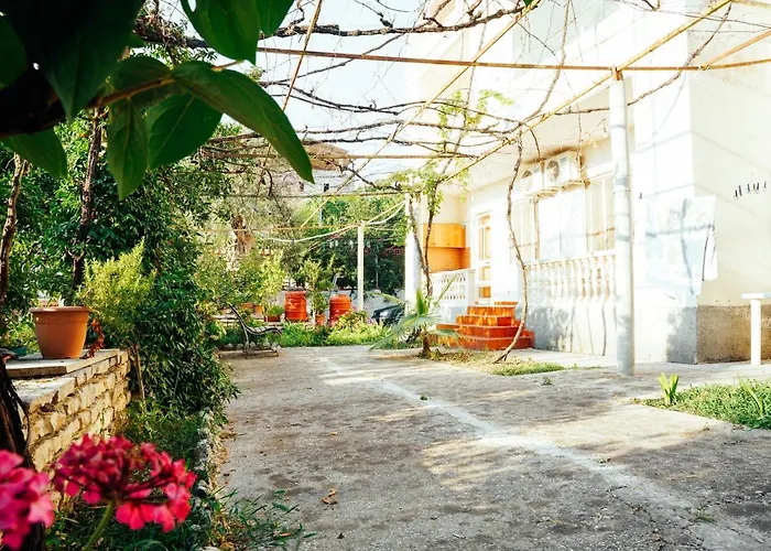 ゲストハウス Rei's Place 3*