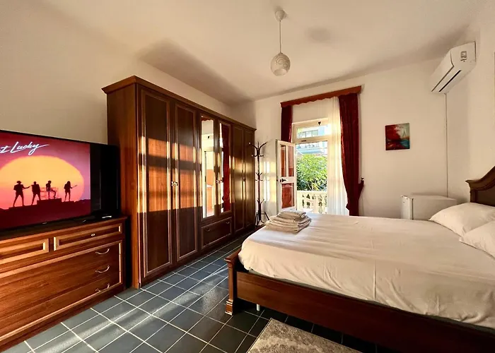 Rei's Place 3* Vlorë