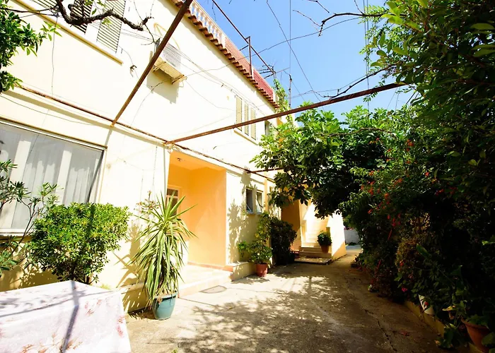 ゲストハウス Rei's Place 3*