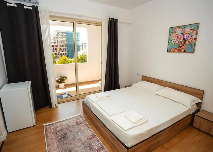 Rei's Place 3*