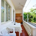 Rei's Place בית הארחה Vlorë