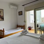 Rei's Place Gæstehus Vlorë