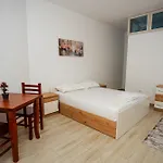 Rei's Place