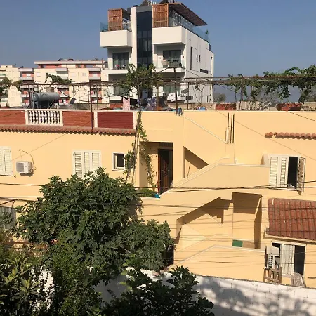 Gasthuis Rei's Place Vlorë