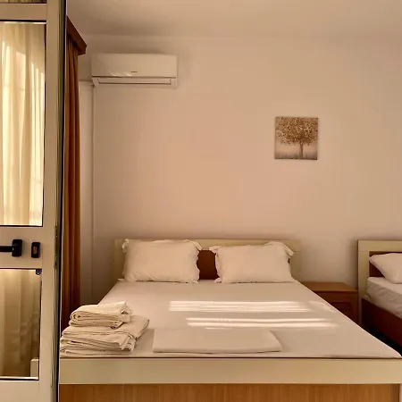 Rei's Place 3* Vlorë
