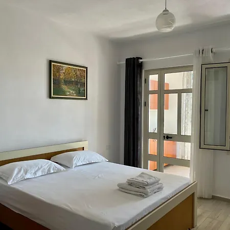 Rei's Place Guest house Vlore