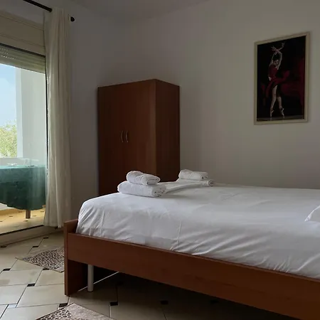 Rei's Place 3*