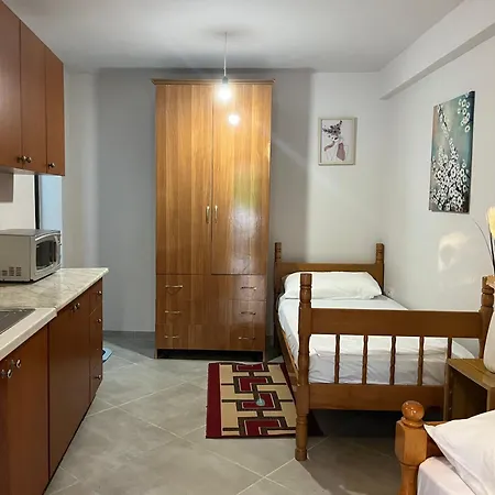 Rei's Place Vlore