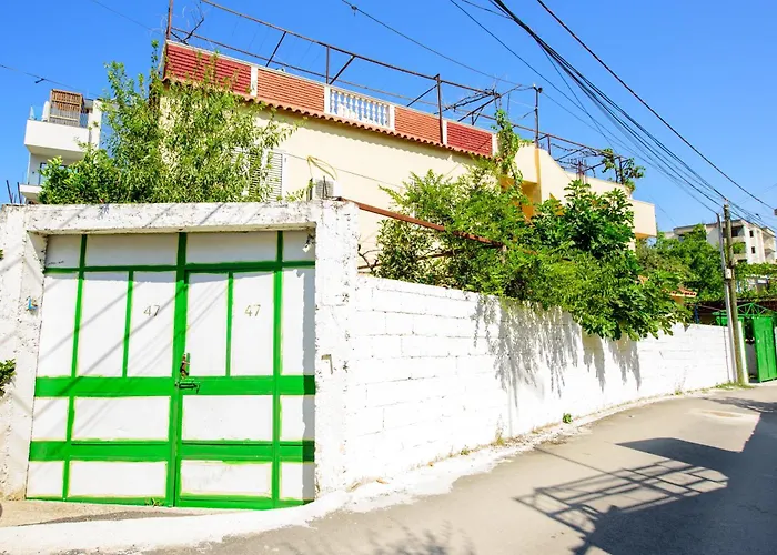 招待所 Rei's Place Vlorë